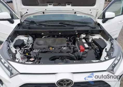 2021 Toyota Rav4 Xle z USA, uszkodzony, nr VIN 2T3P1RFV5MC229196